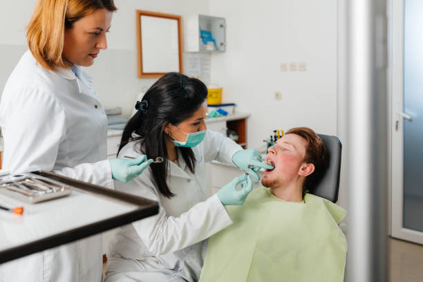 Best Cracked Tooth Emergency Dentist  in Westchester, IL